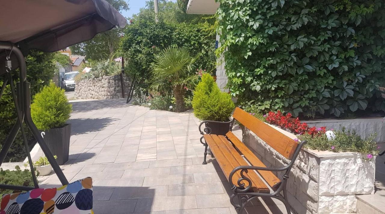 Dora * Crikvenica
