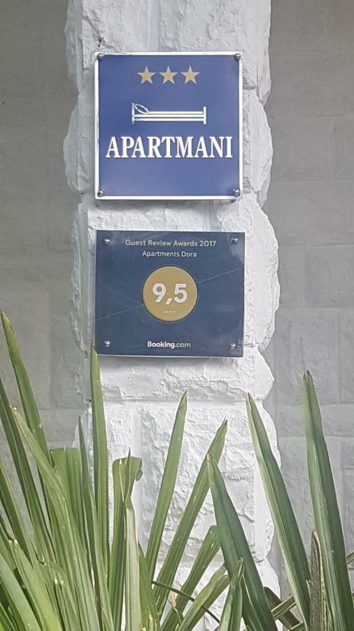Dora Apartment *