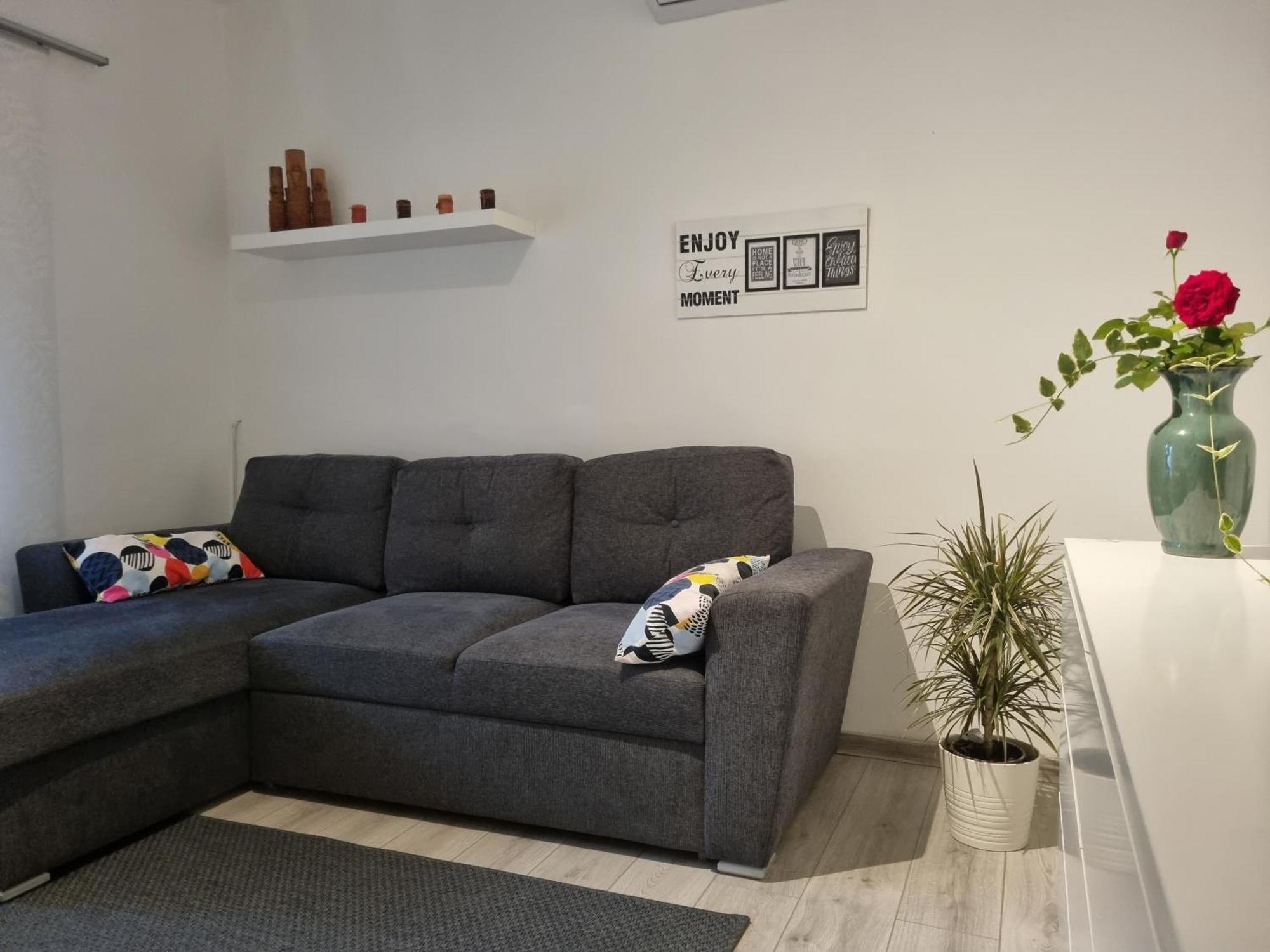 Dora Apartment